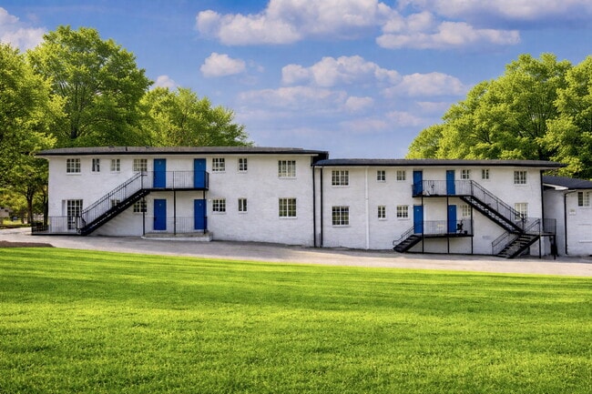 All-Electric 2BR/1.5BA Gem in Prime Campbellton Rd Location - All-Electric 2BR/1.5BA Gem in Prime Campbellton Rd Location Apartment