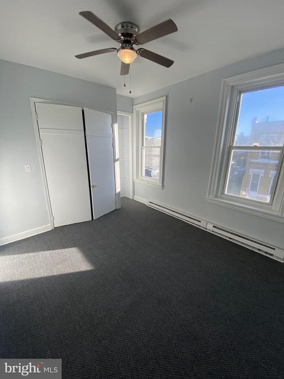 Foto del edificio - 2423 W Norris St