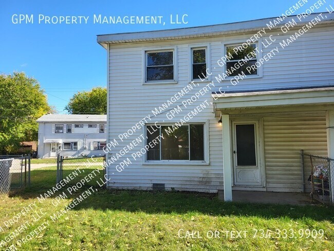 Building Photo - 1924 Eagle Ct