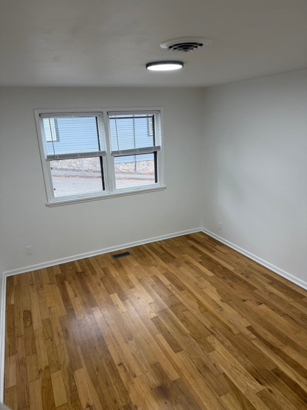 Building Photo - 4858 Fauntleroy Wy SW
