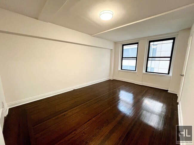 Foto del edificio - WEST 55 STREET