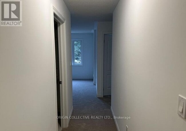Building Photo - 34 Milson Cres
