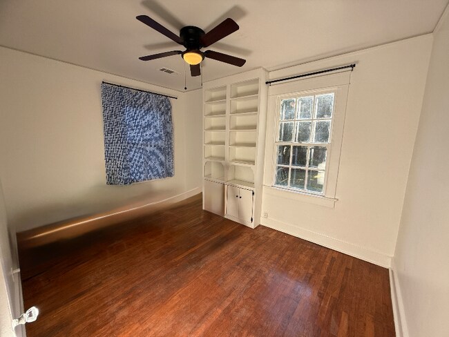 Foto del edificio - 420 Calloway St