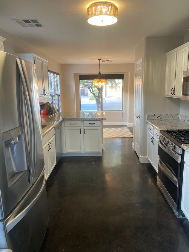 Foto principal - 4339 E Shapinsay Dr