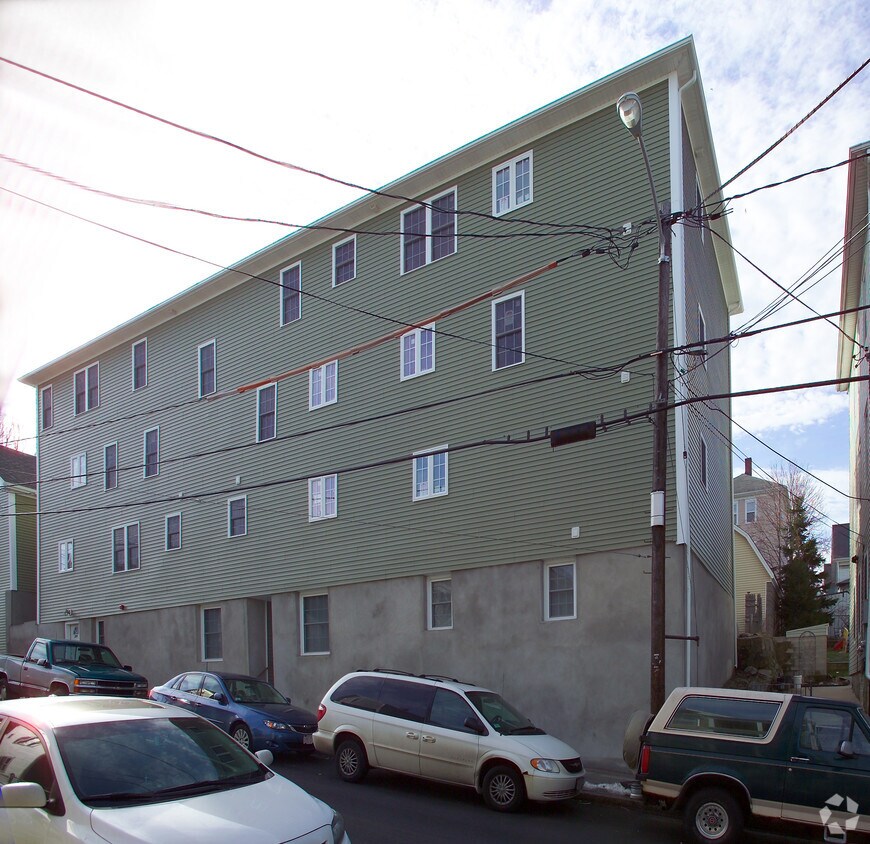 Building Photo - 249 Division St