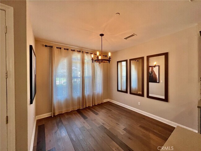 Foto del edificio - 114 Stonebridge Rd