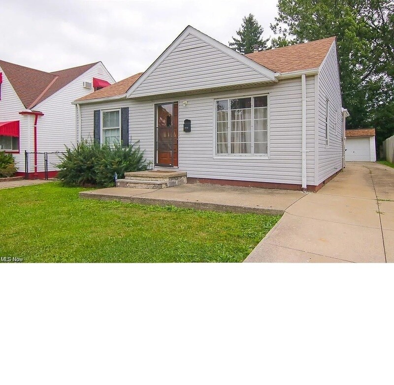 4549 W 147th St, Cleveland, OH 44135 House Rental in Cleveland, OH