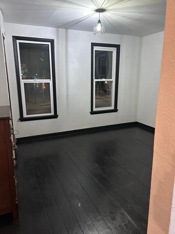 Building Photo - 1203 7th Ave