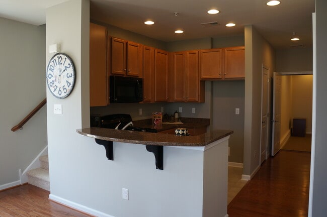 Kitchen - 151 Kyle Dr