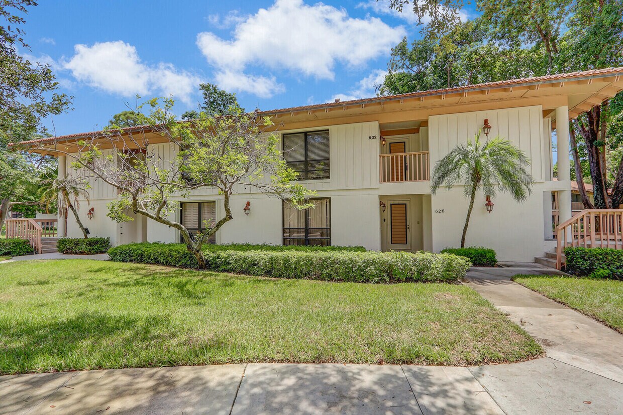 Foto principal - 632 Brackenwood Cove
