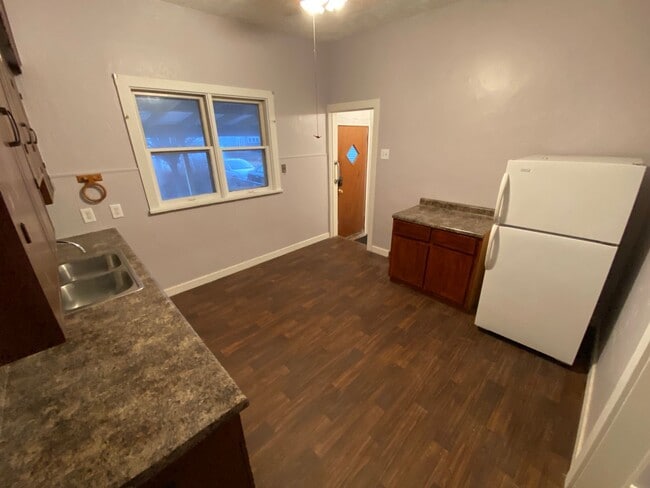 Building Photo - 2535 Avenue B