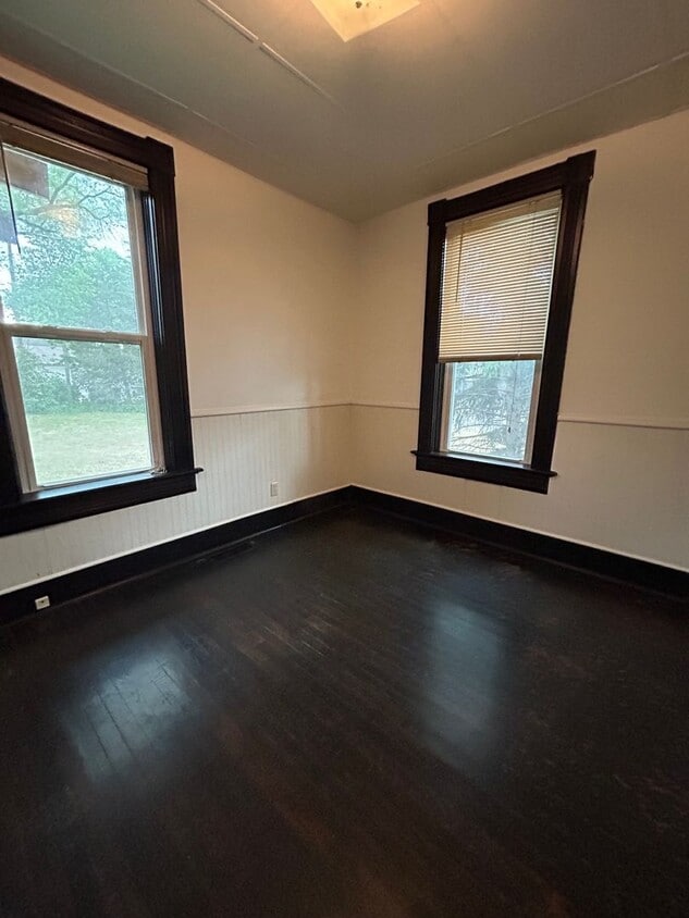 Primary Photo - One Bedroom Apartment on La Crosse Northside