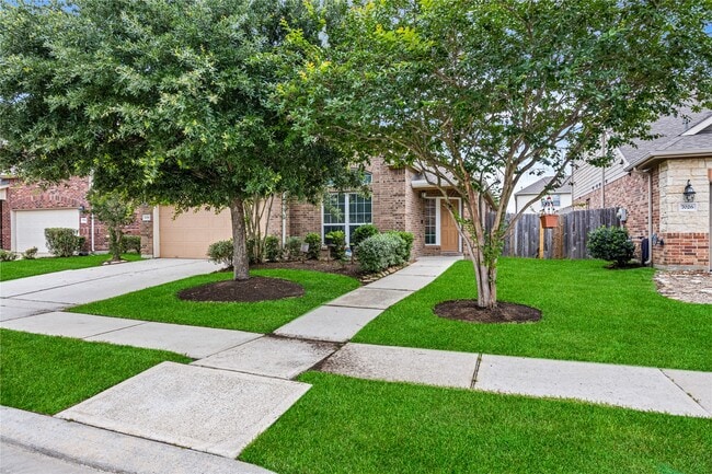 Building Photo - 7030 Villa Mountain Ln