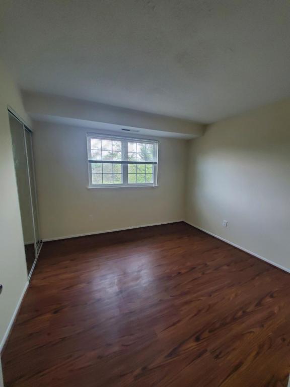 Foto del edificio - 12004 TARRAGON RD, L,