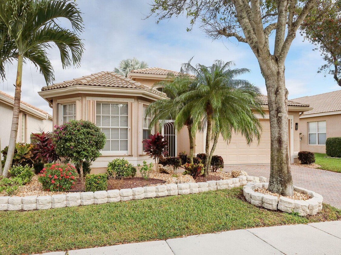 Primary Photo - 7879 San Isidro St