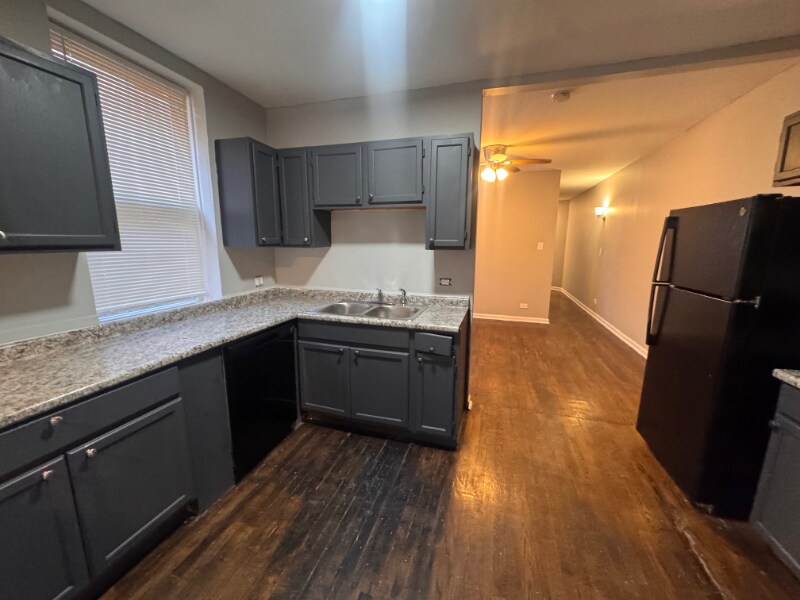 Photo - 5901-5911 W Huron St (Chicago, IL)