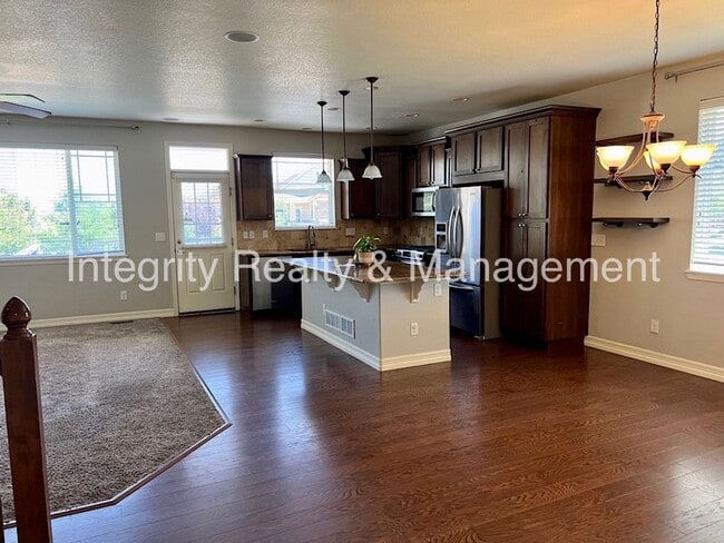 Foto del edificio - 6407 S Oak Hill Cir