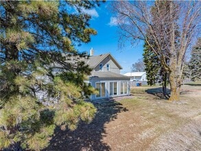 5690 County Rd 10