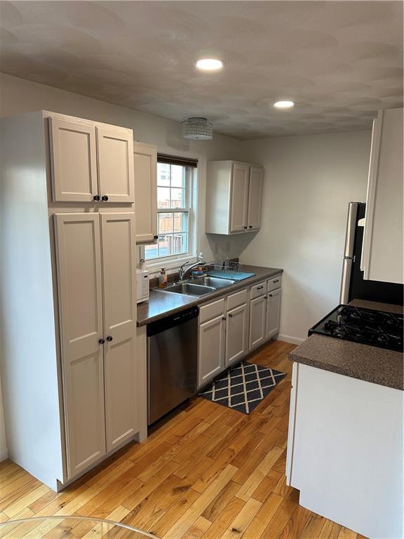 Foto del edificio - 835 Sandy Ln