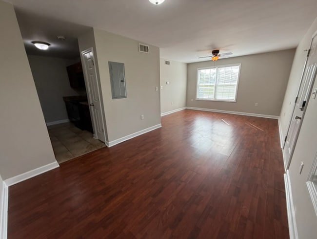 Foto del edificio - Legacy Place Apartments