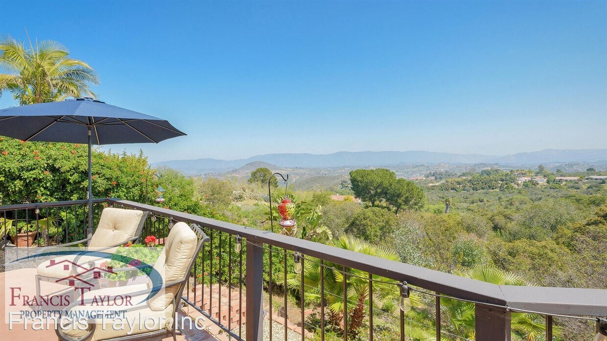 Foto principal - 3 br, 3 bath House - 28247 Faircrest Way
