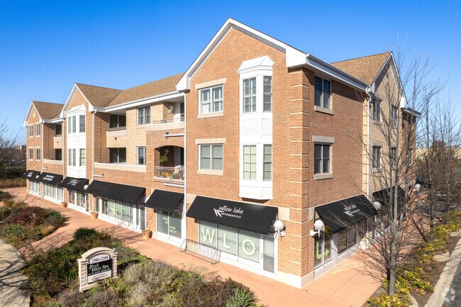 Building Photo - Glen Shore South & North