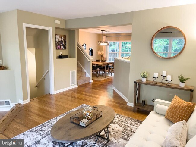 Foto del edificio - 15604 Plain Dealing Pl