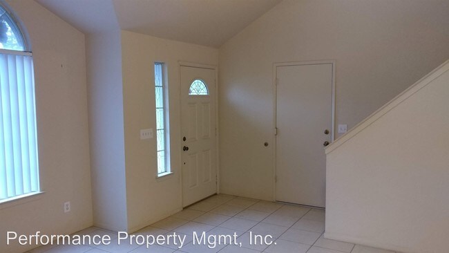 Building Photo - 3 br, 2 bath House - 8874 N. Barton Avenue