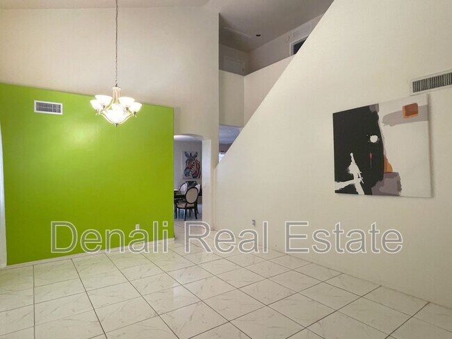 Foto del edificio - 7271 E Alderberry St