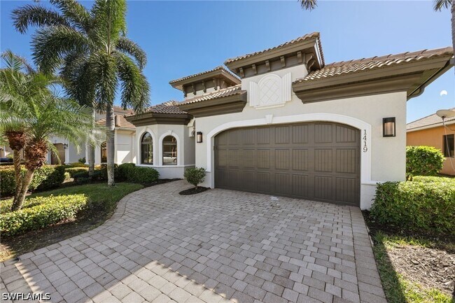 Building Photo - 1419 Serrano Cir