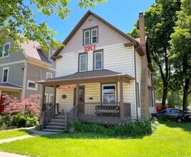 Building Photo - 1635 Madison St