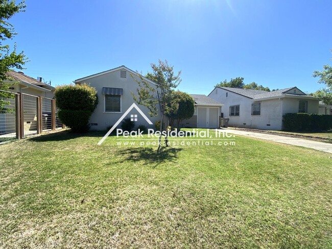 Foto del edificio - 2 br, 1 bath House - 5629 El Granero Wy