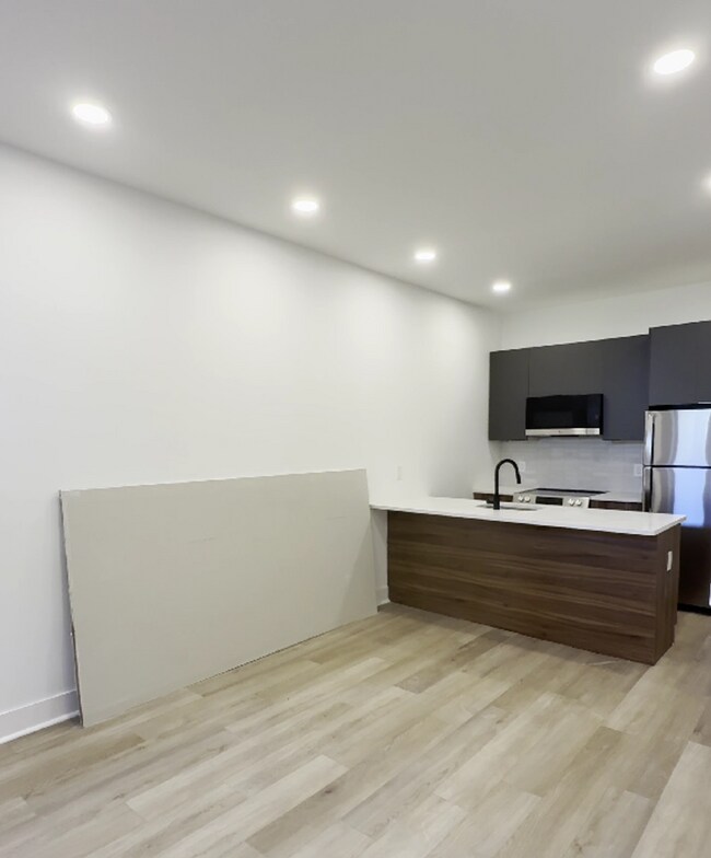 Foto del edificio - 2456 N 19th St