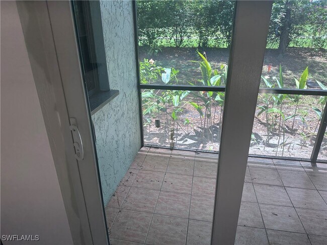 Foto del edificio - 1440 Green Valley Cir