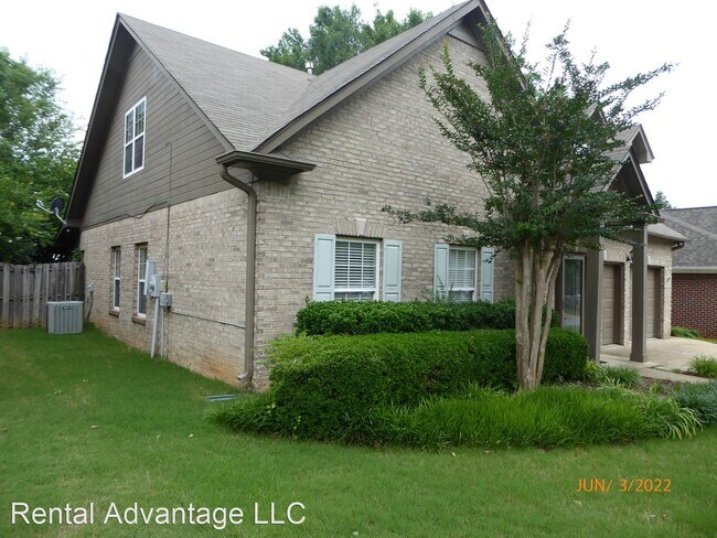Foto del edificio - 3 br, 2.5 bath House - 217 Lenox Lane