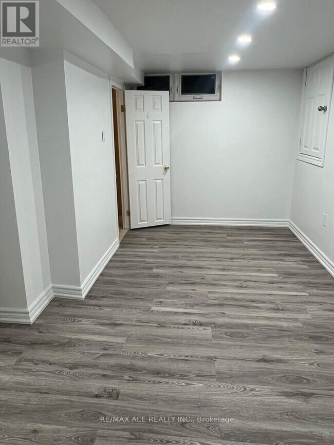 Photo du bâtiment - 26 Oakridge Dr