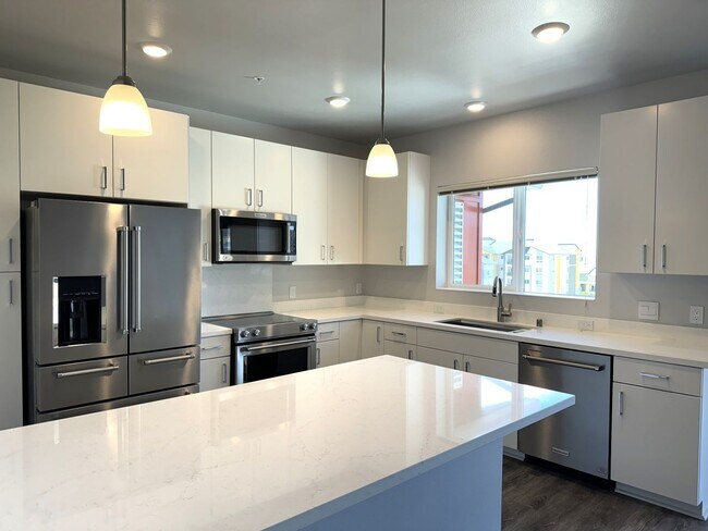 Foto del edificio - Nahele at Ho'opili - Brand New 2 Bedroom 2...