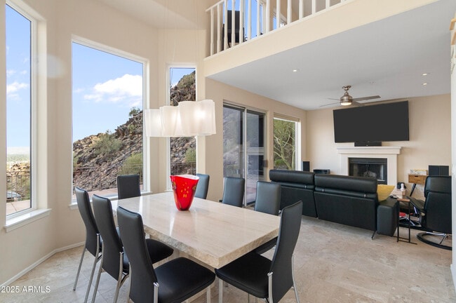 Foto del edificio - 126 W North Ln