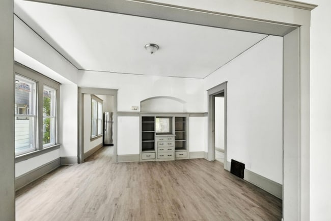 Building Photo - 3279 N 28th St