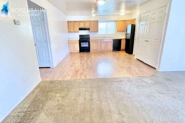 Foto del edificio - 2324 W Lone Cactus Dr