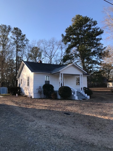 Primary Photo - Cottage Downtown Vass