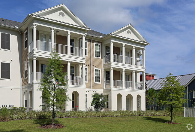 Building Photo - Evander Square