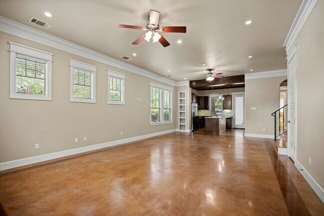 Building Photo - 3900 Willbert Rd