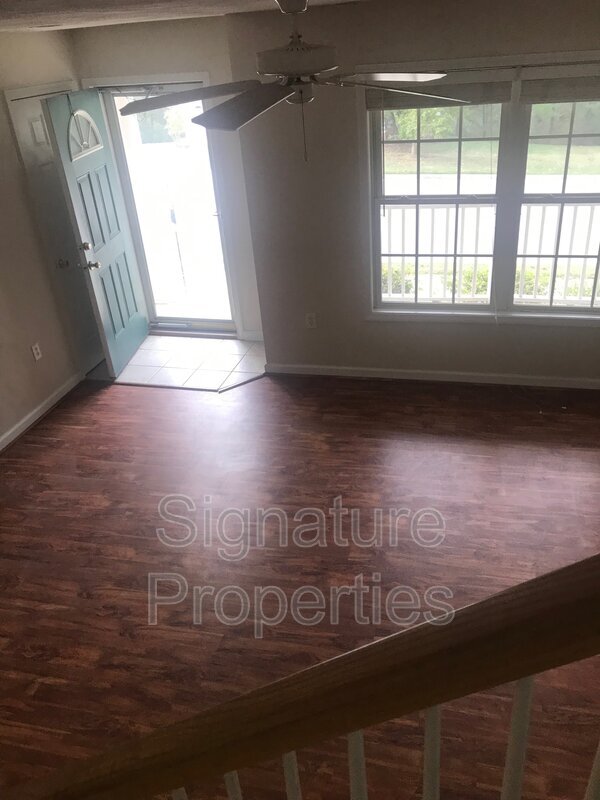 Building Photo - 1410 Ashford Ct