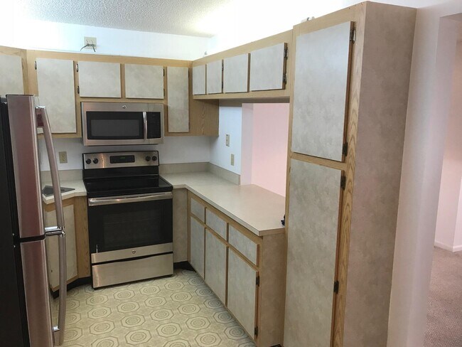 Building Photo - 3676 Alder Dr