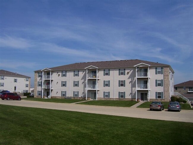 Building Photo - Clearwater Crest Apartments