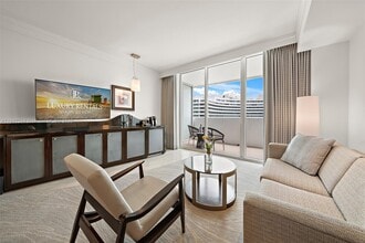 Building Photo - 4391 Collins Ave