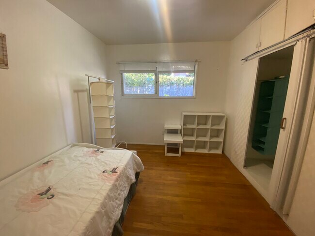 Foto del edificio - 1032 El Paso Dr