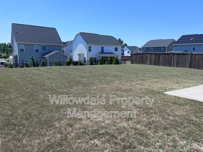 Building Photo - 1121 Matisse Dr