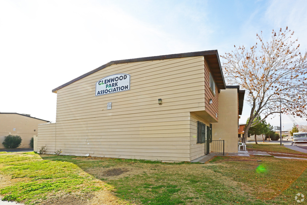 Building Photo - Glenwood Park Townhouses